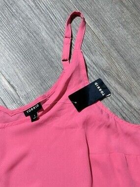 Size 1 Torrid Cami Bright Pink Sheer Material Light Weight NWT Summer